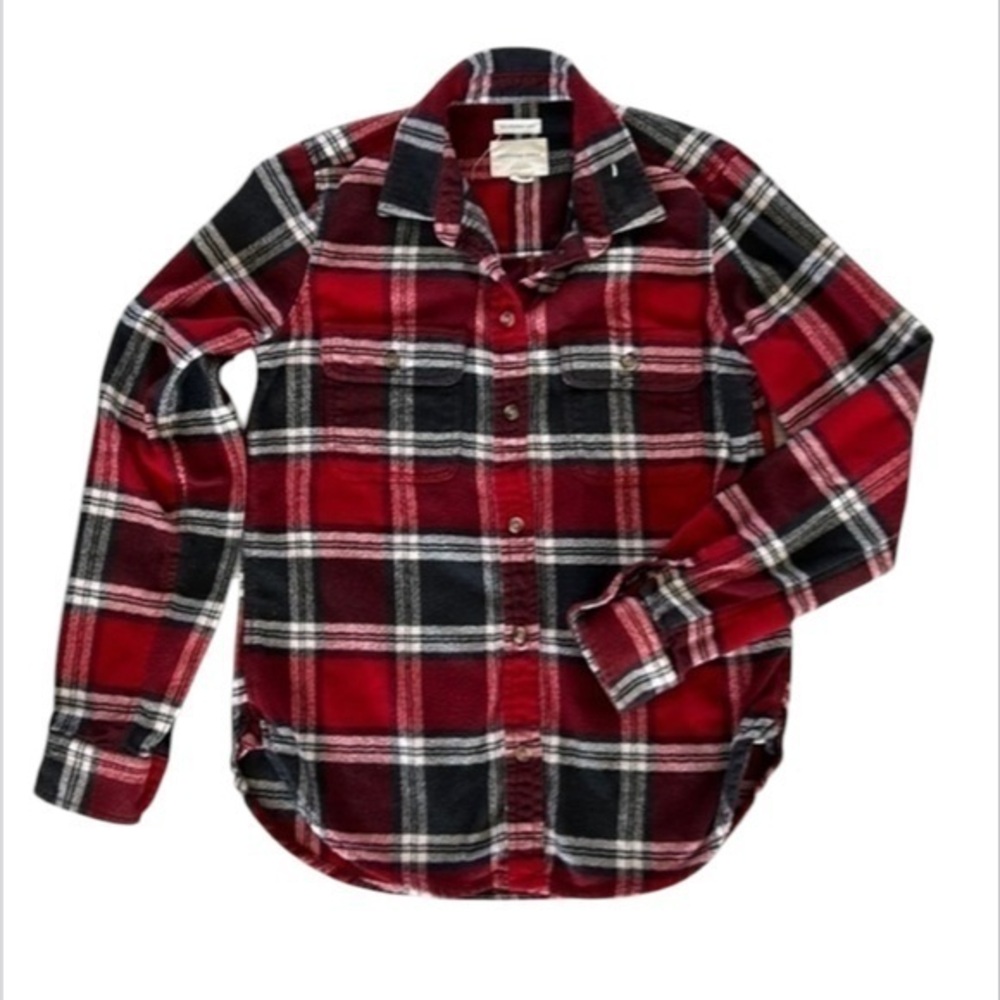 American Eagle classic fit size XS red green flannel shirt